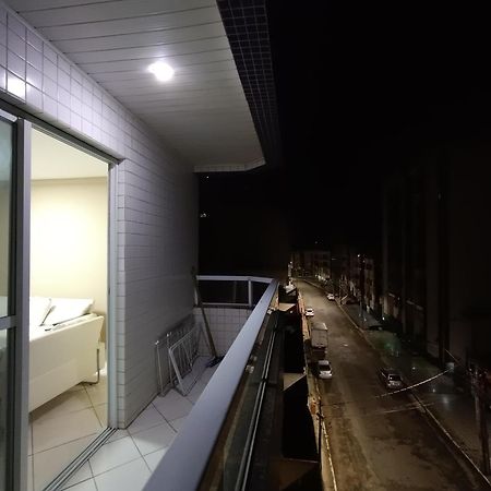 Yolanda 401 - Pertinho Da Praia E De Todas Comodidades กวาราปารี ภายนอก รูปภาพ