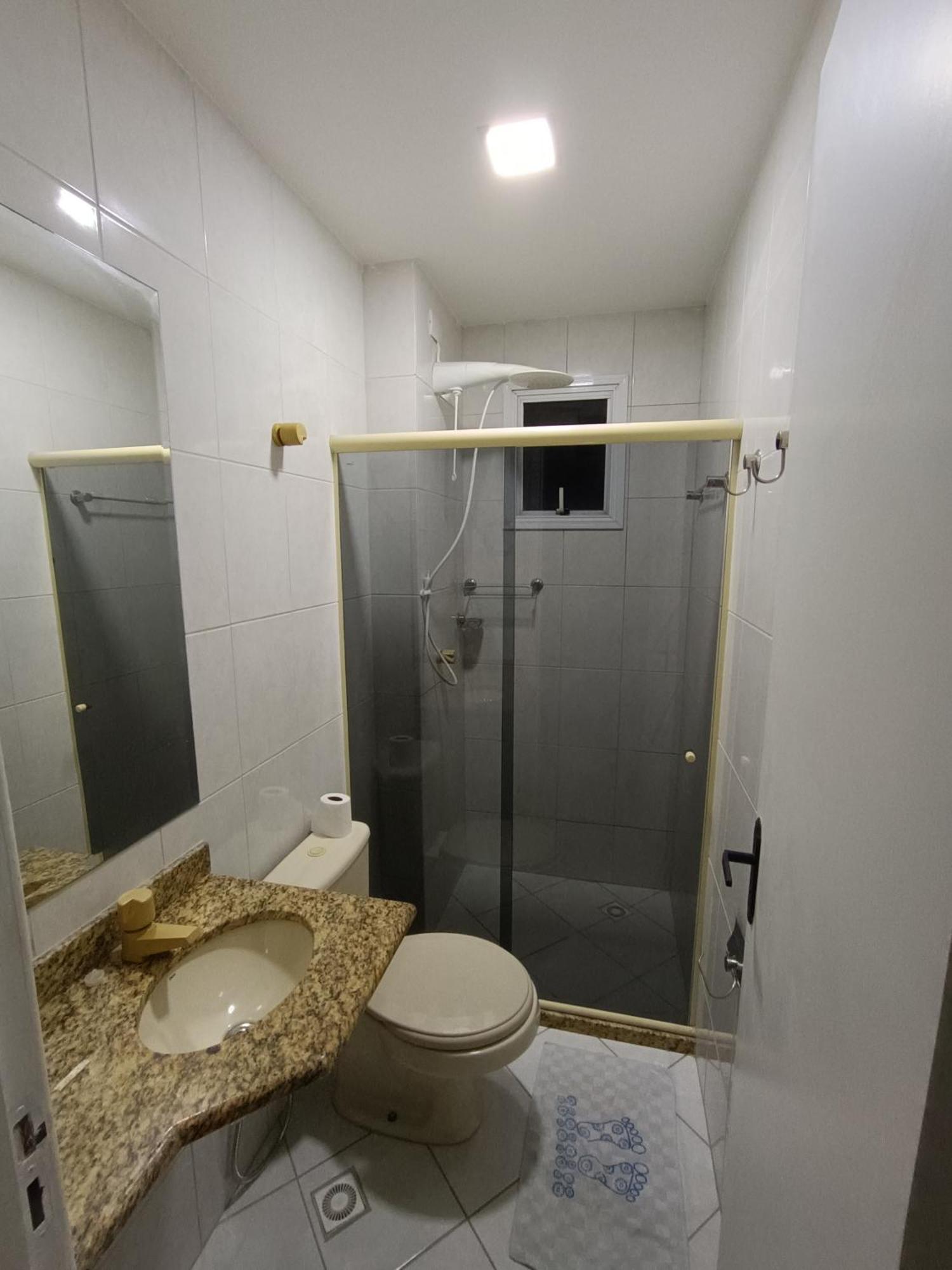 Yolanda 401 - Pertinho Da Praia E De Todas Comodidades กวาราปารี ภายนอก รูปภาพ